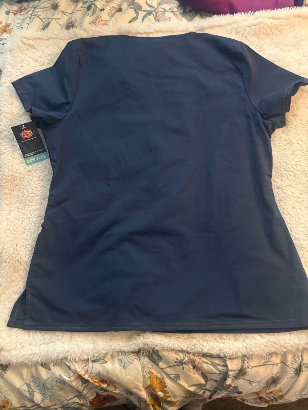 Scrub top - Picture 5 of 5